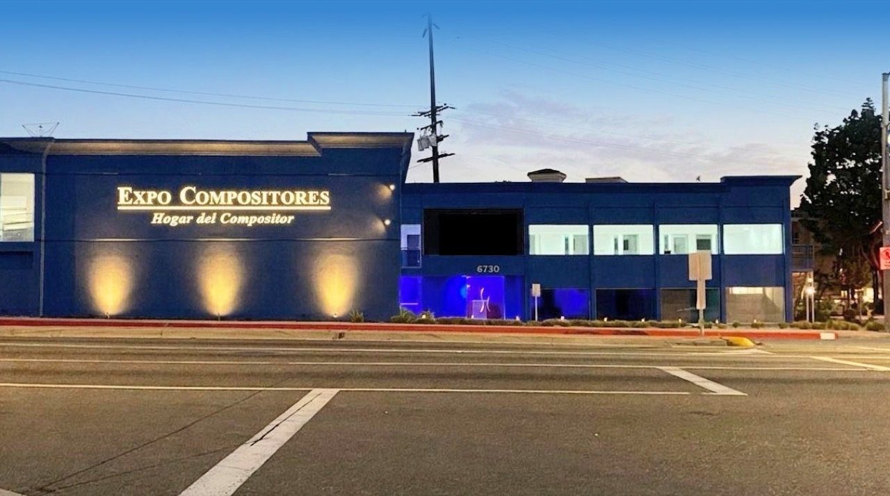 Fachada de El Hogar del Compositor en Bell Gardens